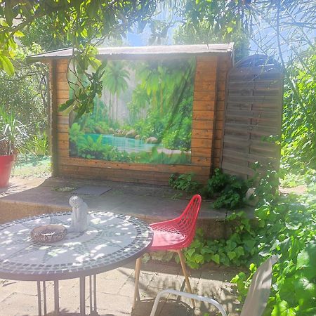 Apartamento Ingrid Mary Nimes Exterior foto