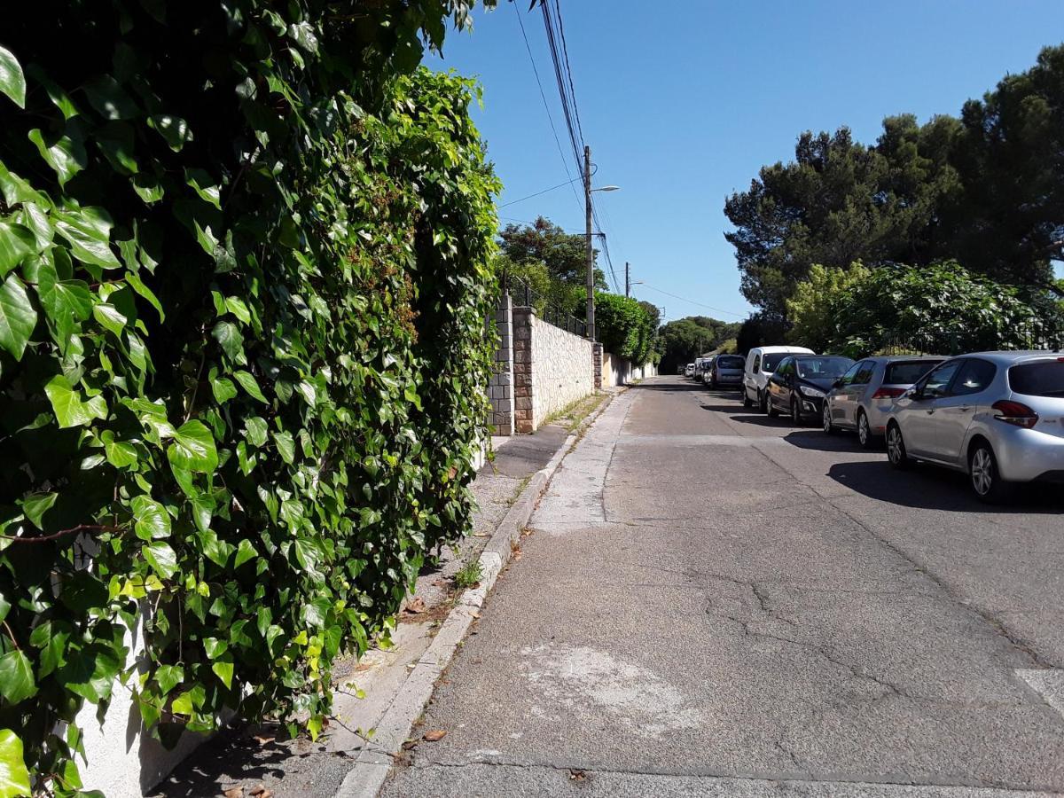 Apartamento Ingrid Mary Nimes Exterior foto