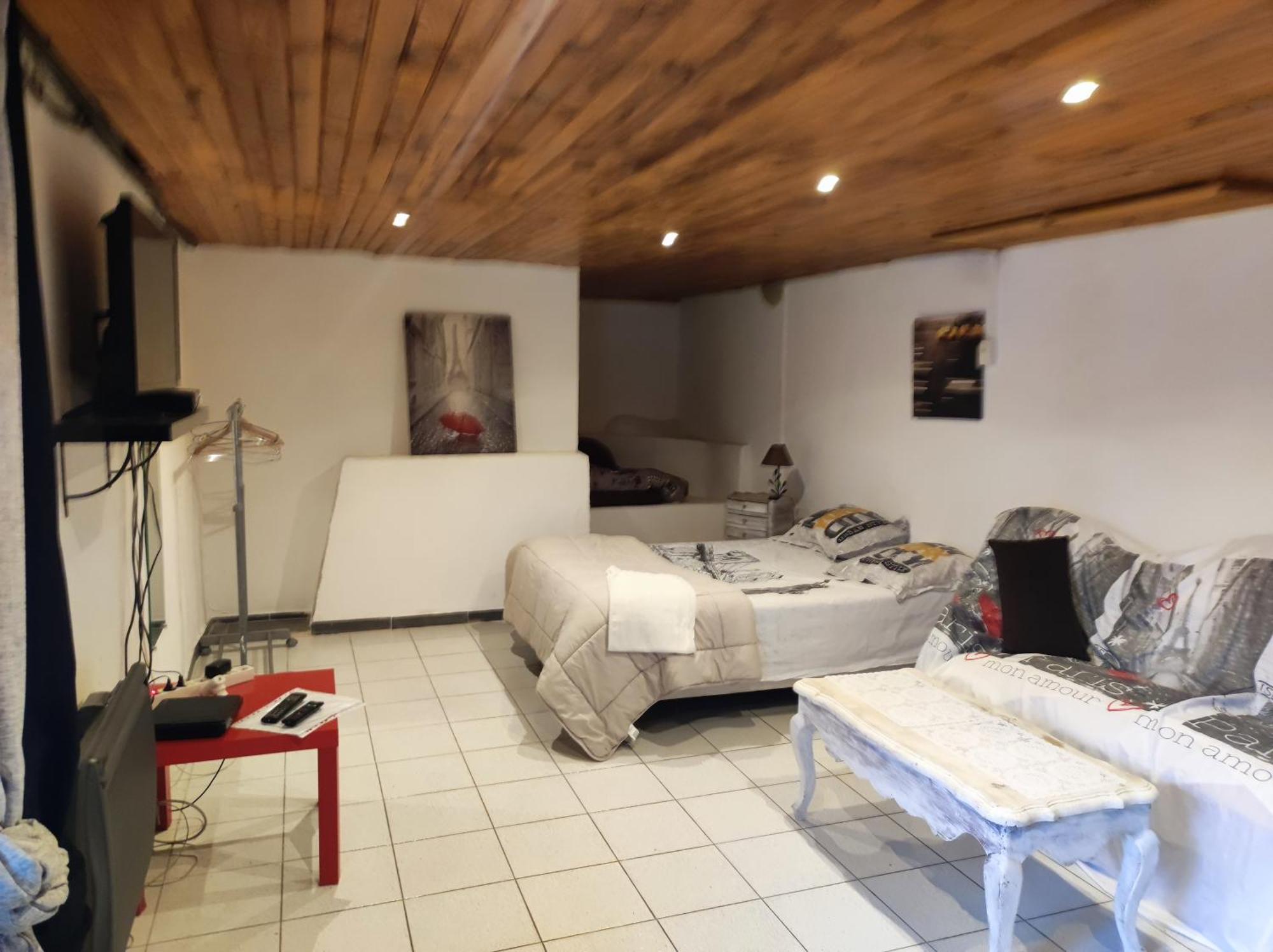 Apartamento Ingrid Mary Nimes Habitación foto