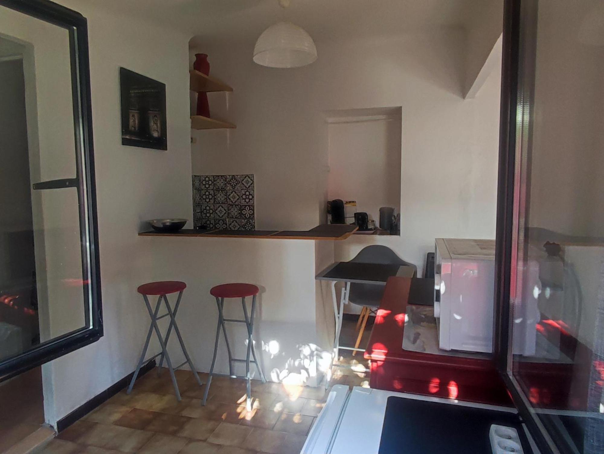 Apartamento Ingrid Mary Nimes Habitación foto