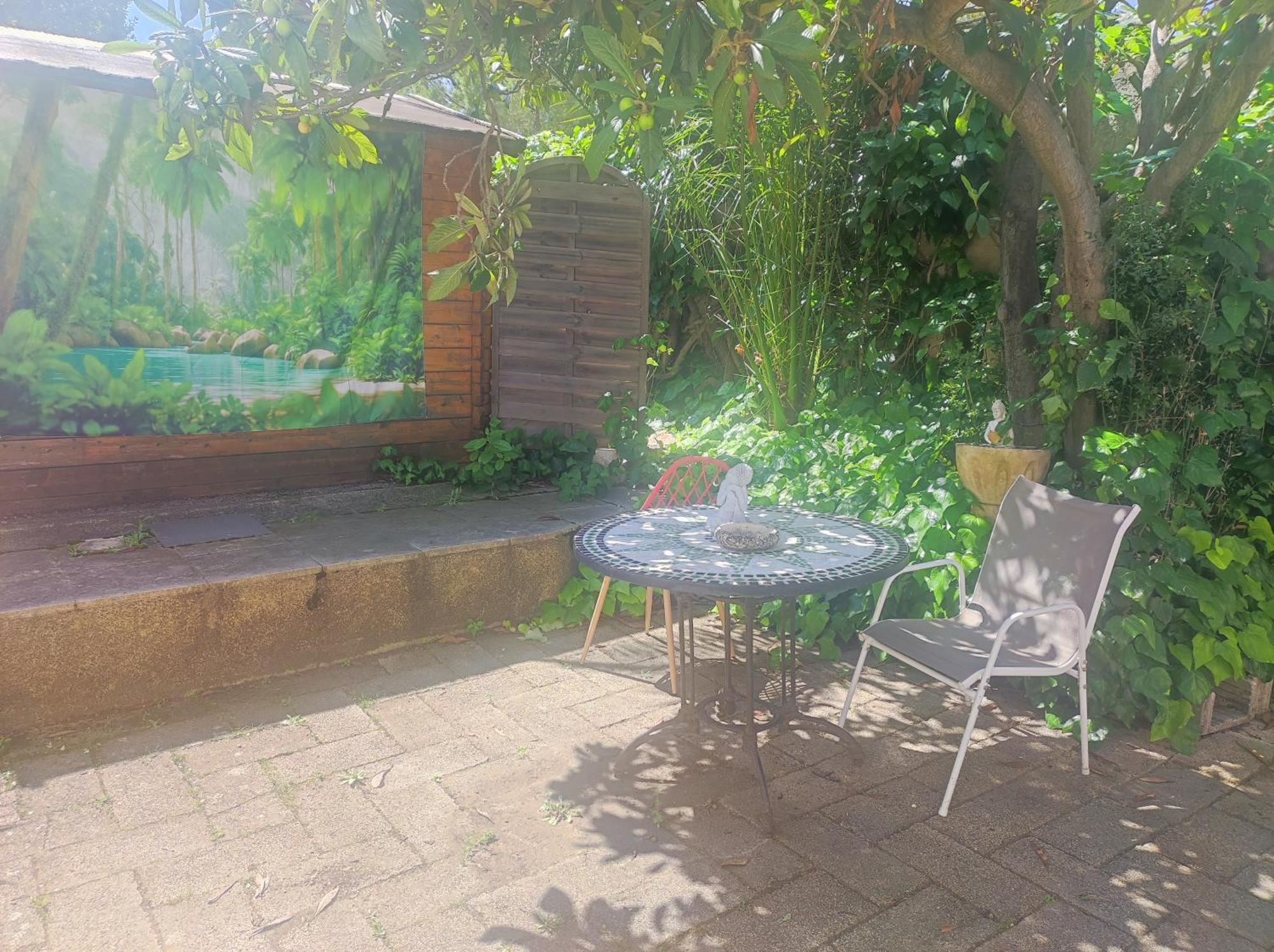 Apartamento Ingrid Mary Nimes Exterior foto