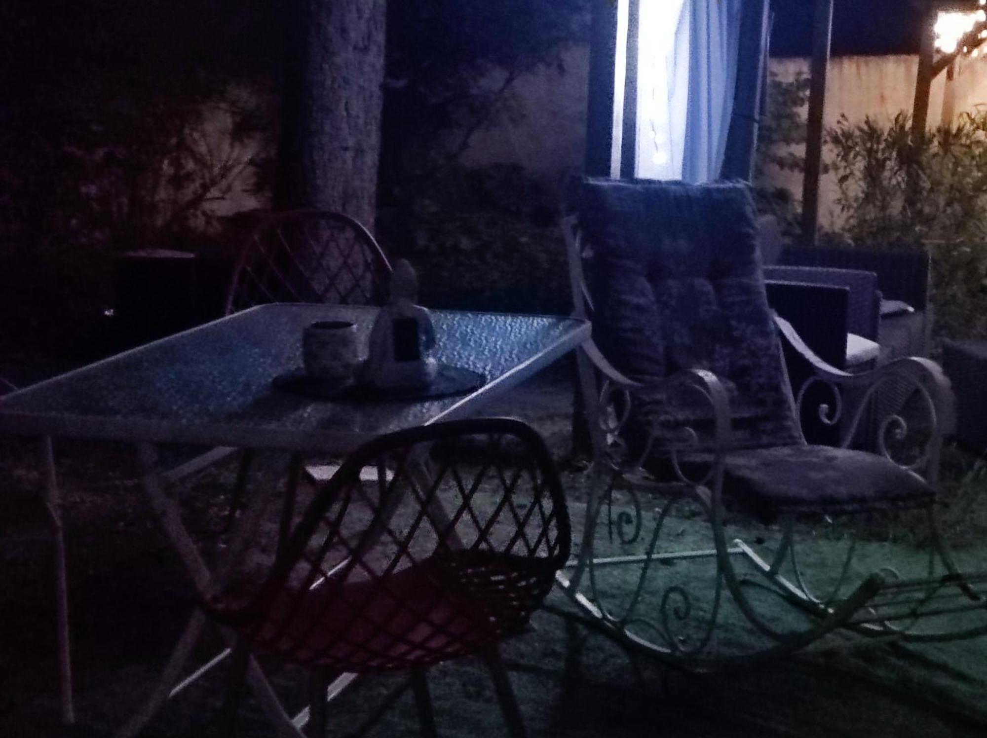 Apartamento Ingrid Mary Nimes Exterior foto
